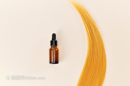頭發(fā)精油護理養(yǎng)護 重塑秀發(fā)健康光澤